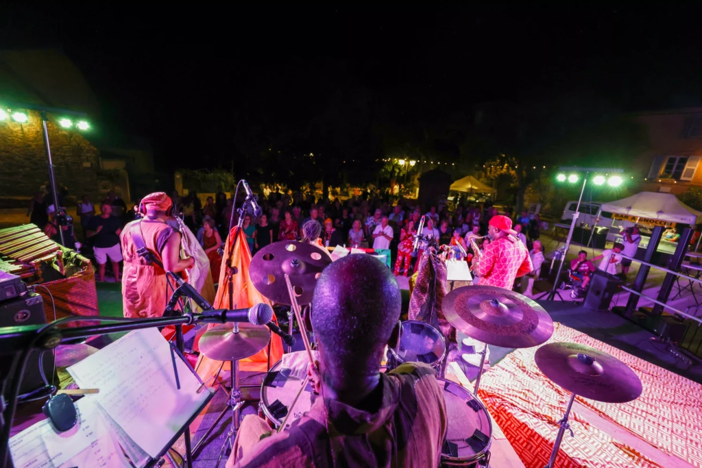 Batteur de groupe de jazz